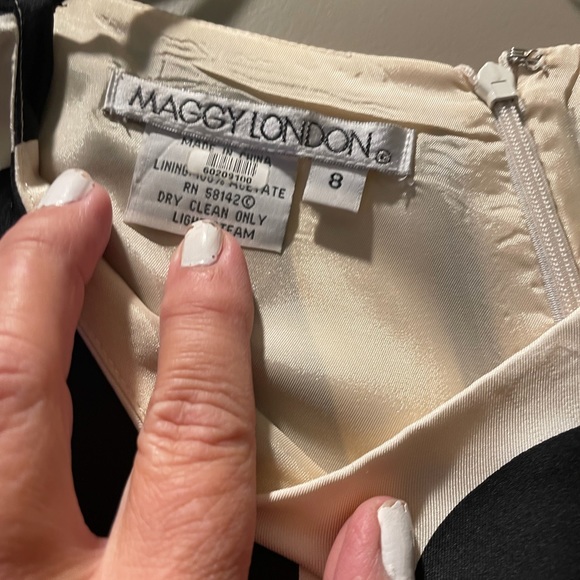 Maggy London dress size 8 - Picture 3 of 6